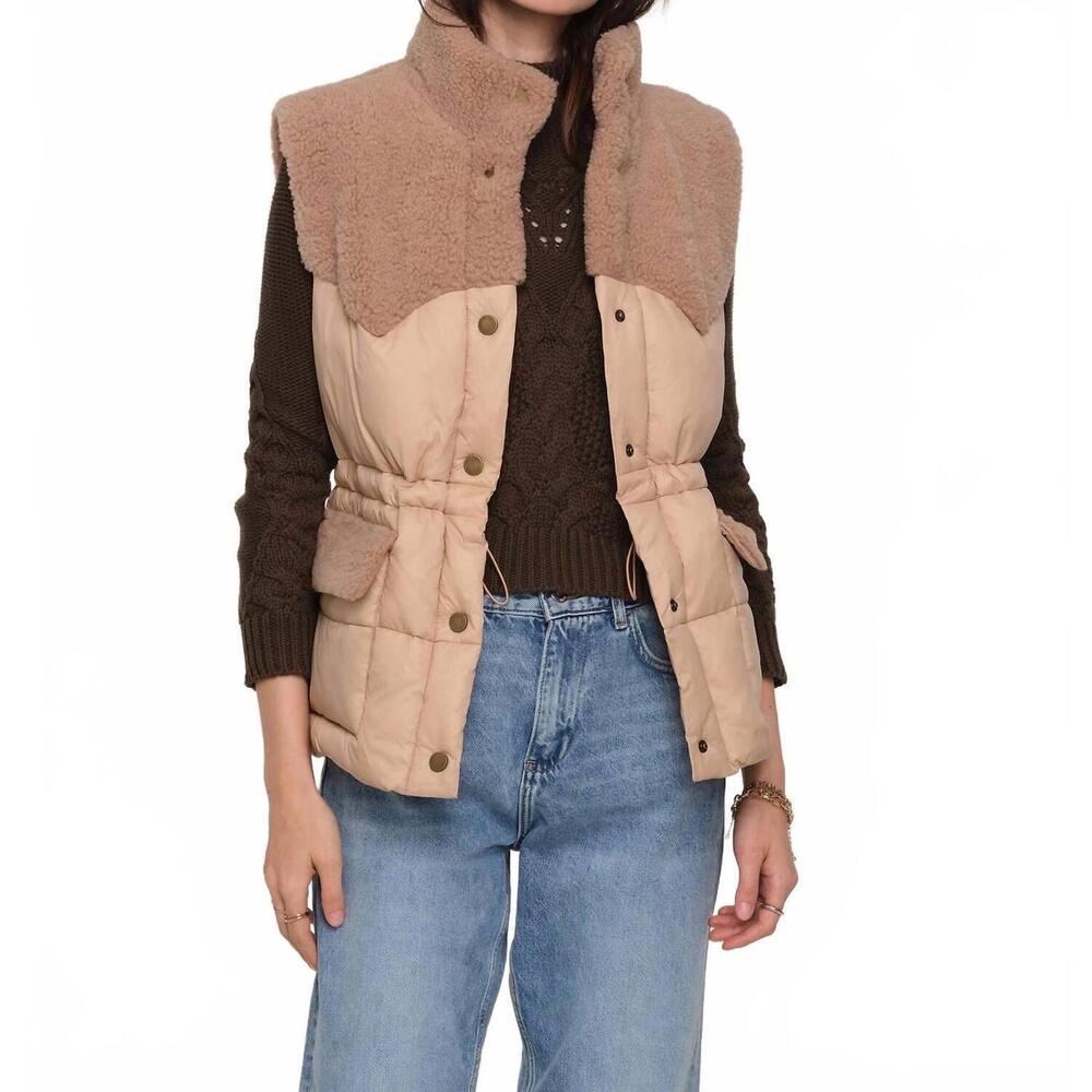 NEW HEARTLOOM alex vest in beige